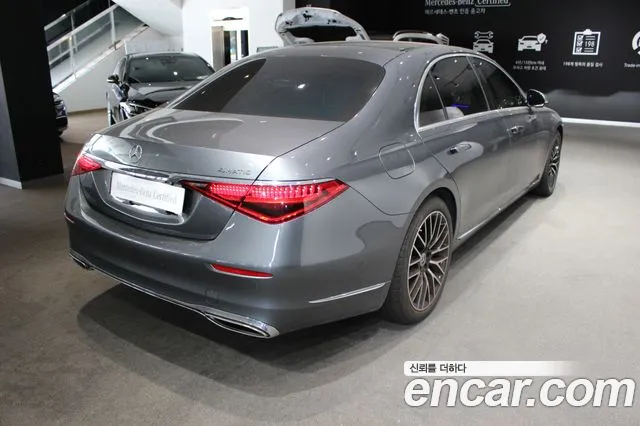 Mercedes-Benz S-Class 2025 — фото 2