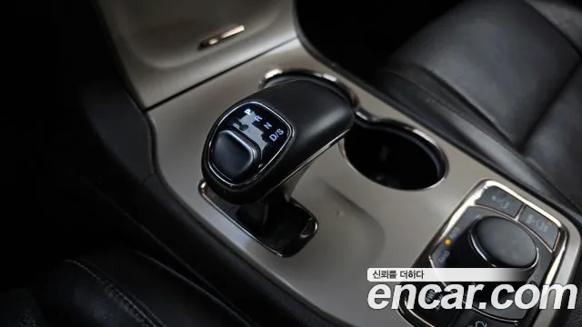 Jeep Cherokee 2015 — фото 9