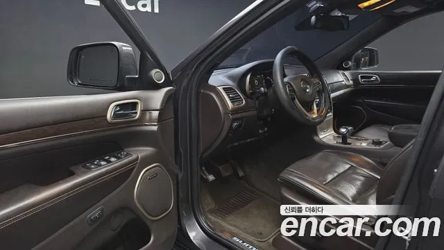 Jeep Cherokee 2015 — фото 10