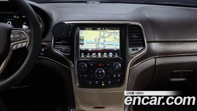 Jeep Cherokee 2015 — фото 12