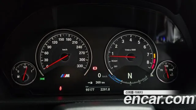 BMW M4 2017 — фото 8