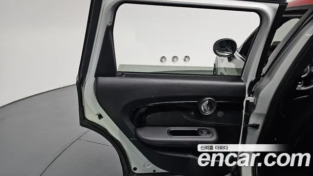 Mini Clubman 2021 — фото 15