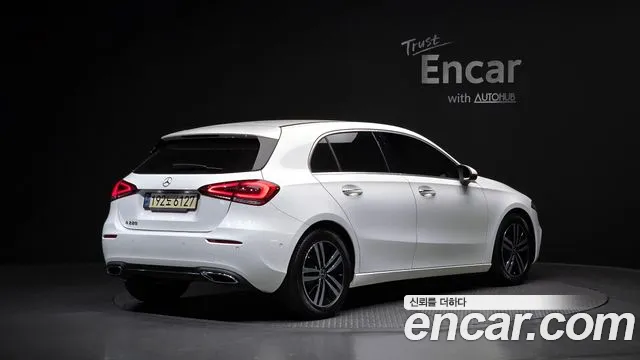 Mercedes-Benz A-Class 2021 — фото 2