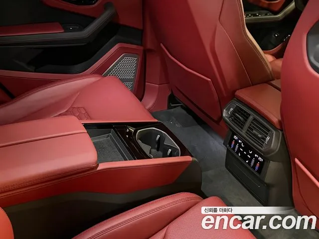 Lamborghini Urus 2020 — фото 10