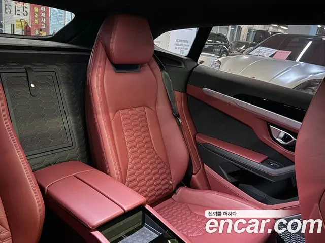 Lamborghini Urus 2020 — фото 16
