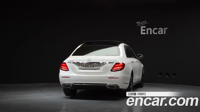 Mercedes-Benz E-Class 2019 — фото 4