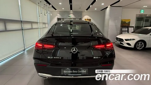 Mercedes-Benz GLE-Class 2026 — фото 4