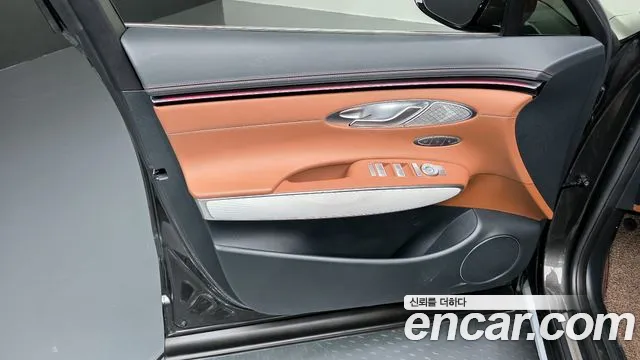 Genesis GV70 2025 — фото 14