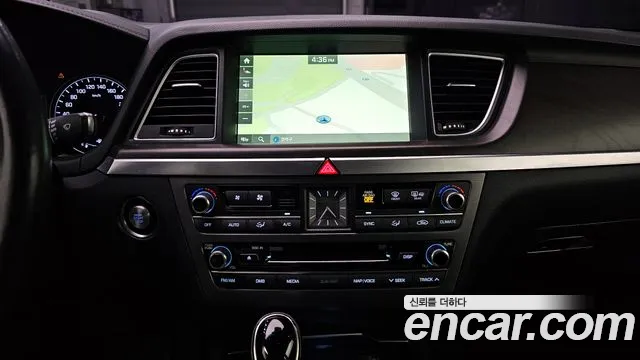 Hyundai Genesis 2016 — фото 19