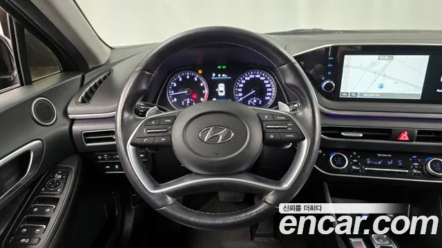 Hyundai Sonata 2022 — фото 19