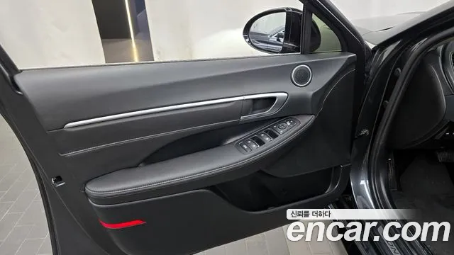 Hyundai Sonata 2022 — фото 14