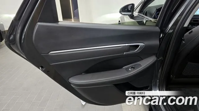 Hyundai Sonata 2022 — фото 15