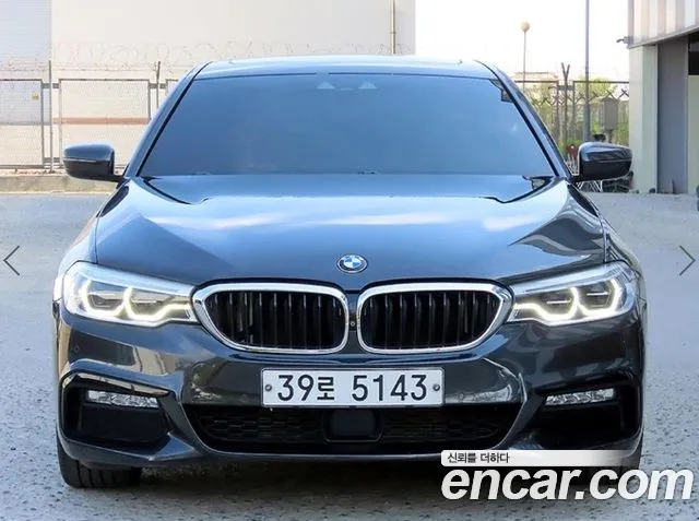BMW 5-Series 2018 — фото 1