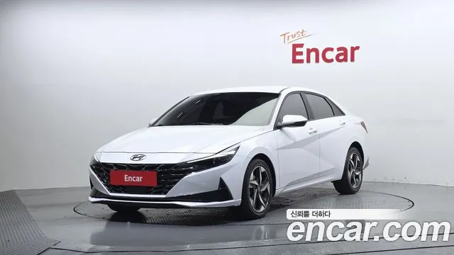 Hyundai AVANTE 2022 — фото 1