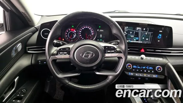 Hyundai AVANTE 2022 — фото 13