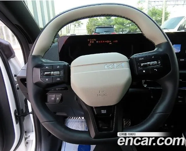 Kia EV6 2025 — фото 9