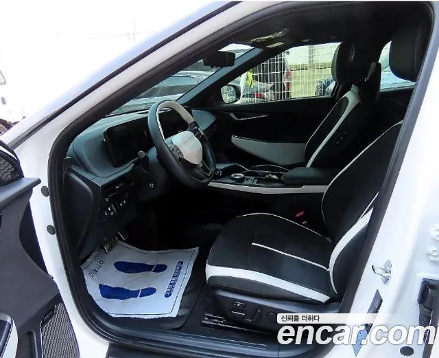 Kia EV6 2025 — фото 10