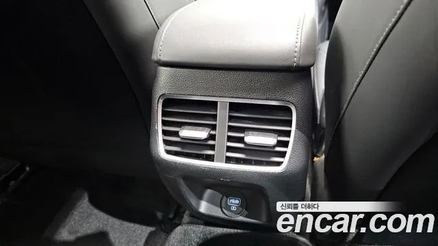 Hyundai Sonata 2020 — фото 19