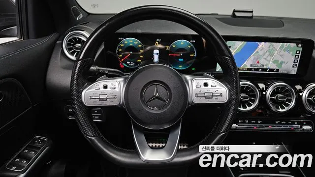Mercedes-Benz EQA 2023 — фото 17