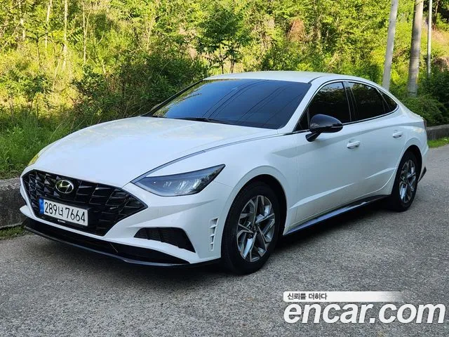 Hyundai Sonata 2023 — фото 1