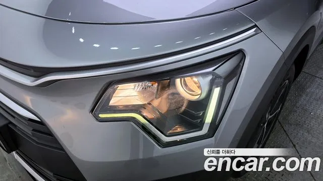 Kia Niro 2024 — фото 8