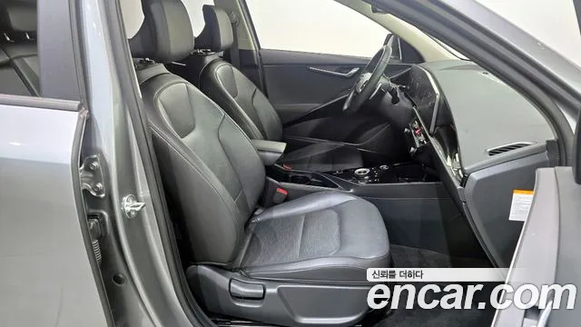 Kia Niro 2024 — фото 16