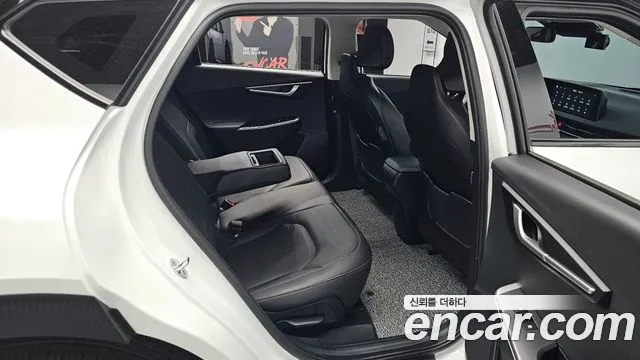 Kia EV6 2022 — фото 16