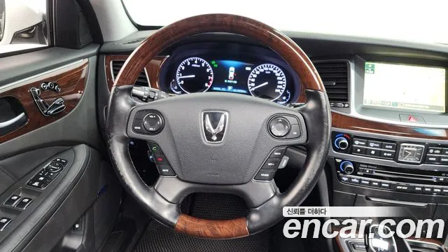 Hyundai Equus 2014 — фото 19