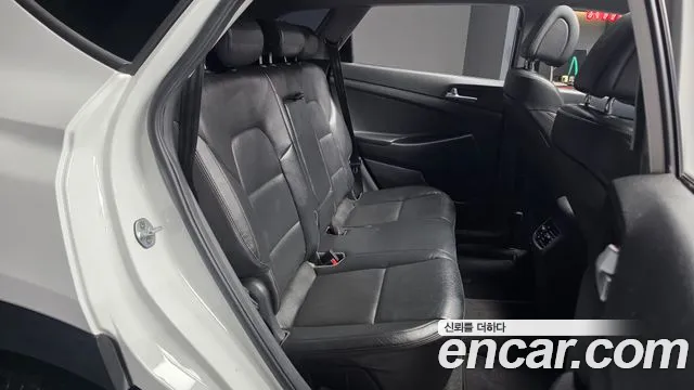 Hyundai Tucson 2016 — фото 12
