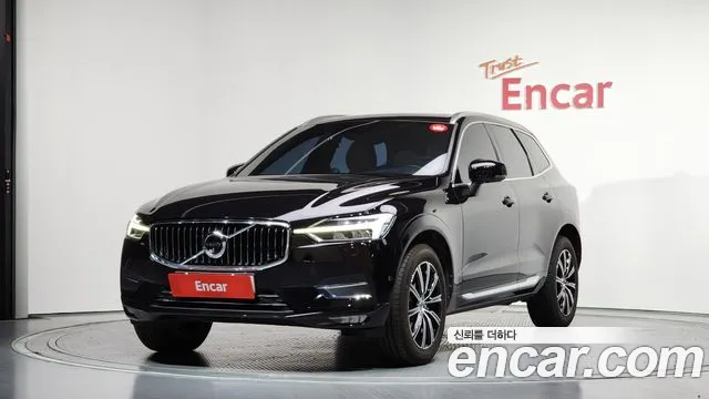Volvo XC60 2018 — фото 1