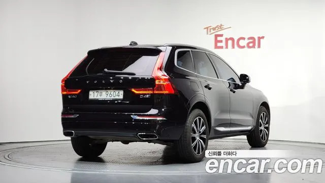 Volvo XC60 2018 — фото 2