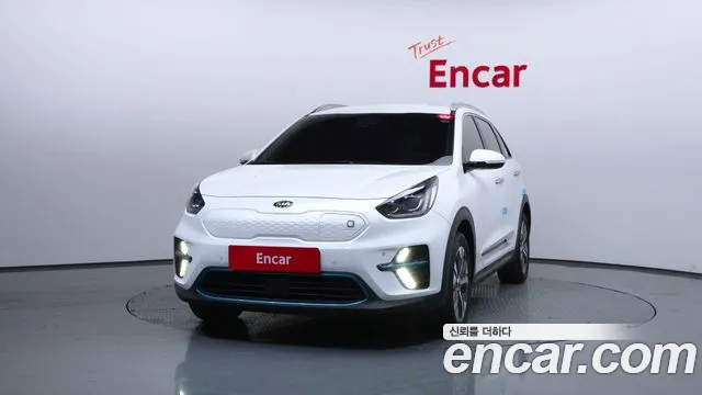 Kia Niro 2020 — фото 3