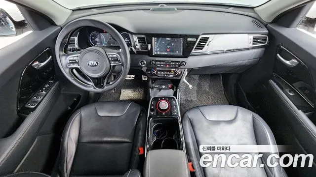 Kia Niro 2020 — фото 10