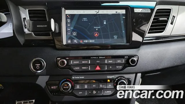 Kia Niro 2020 — фото 18
