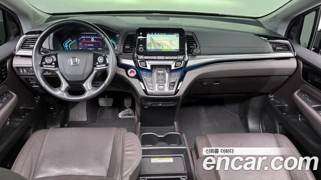 Honda Odyssey 2019 — фото 10