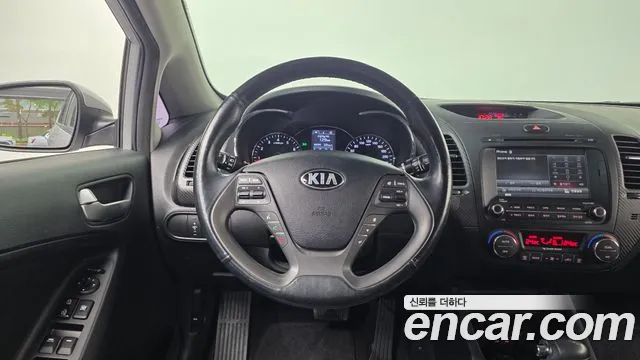 Kia K3 2015 — фото 19