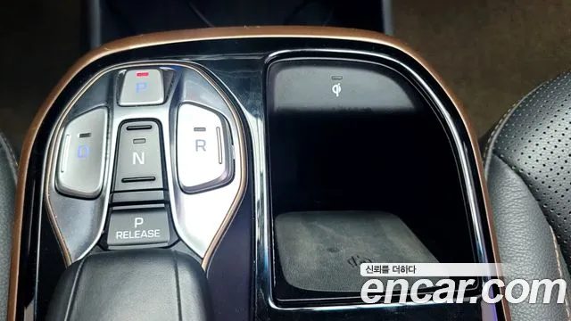 Hyundai Ioniq 2017 — фото 14