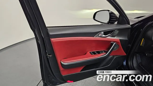 Kia Stinger 2020 — фото 14
