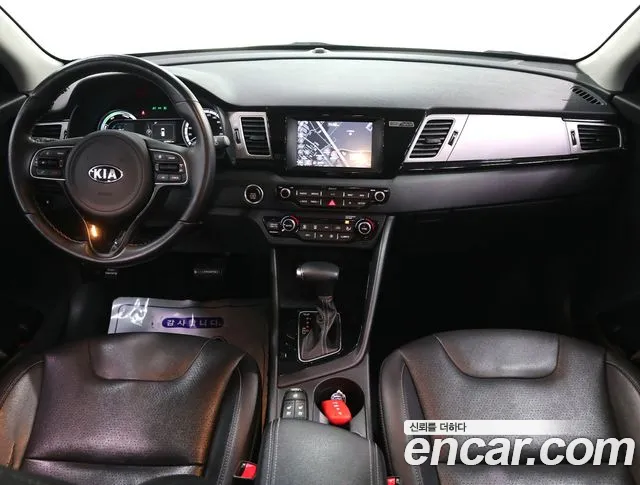 Kia Niro 2018 — фото 7