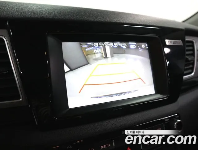 Kia Niro 2018 — фото 13