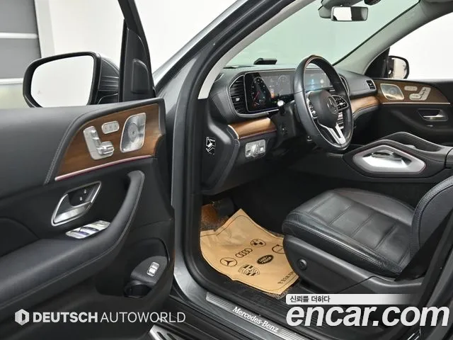 Mercedes-Benz GLE-Class 2020 — фото 10