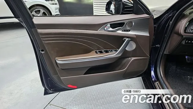 Kia Stinger 2021 — фото 14