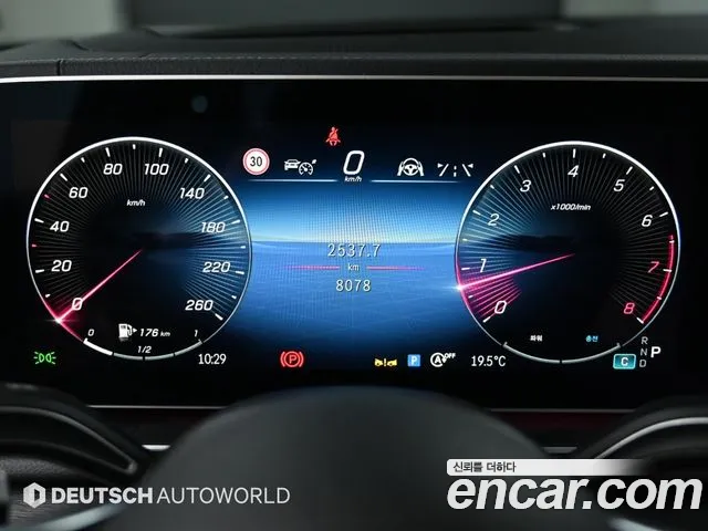 Mercedes-Benz GLE-Class 2025 — фото 9