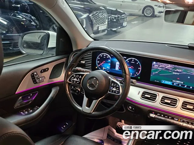 Mercedes-Benz GLE-Class 2019 — фото 11
