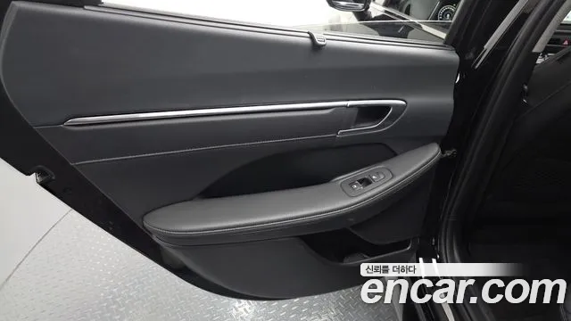 Hyundai Sonata 2023 — фото 15