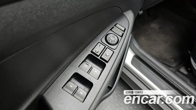 Hyundai Tucson 2017 — фото 16
