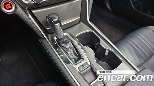 Honda Accord 2019 — фото 12