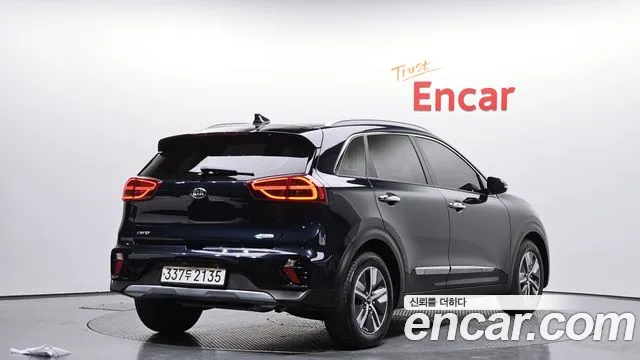 Kia Niro 2020 — фото 2