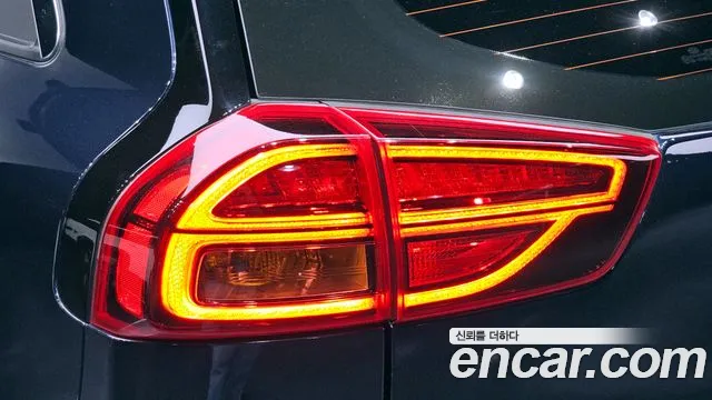 Kia Niro 2020 — фото 9