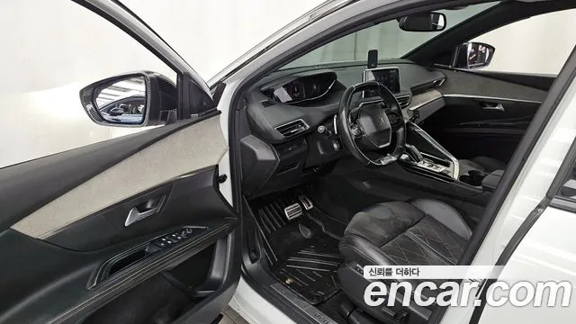 Peugeot 5008 2020 — фото 10
